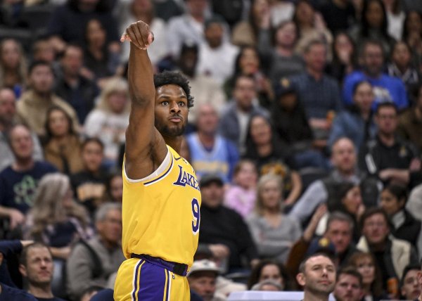 策略池 文森特：心脏病让布朗尼对篮球更加珍视 这将磨练出强大的决心