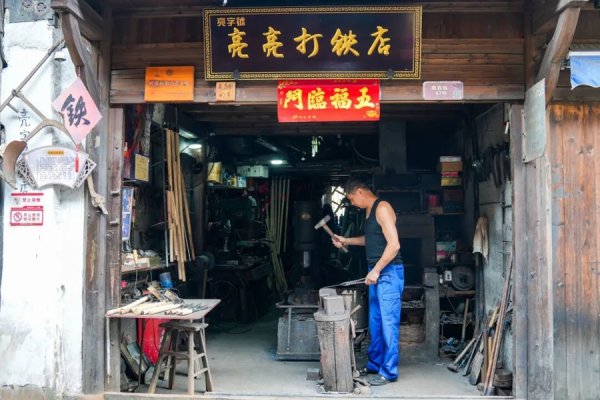 炫多配资 松阳南直街：居民当主角、老街焕新生